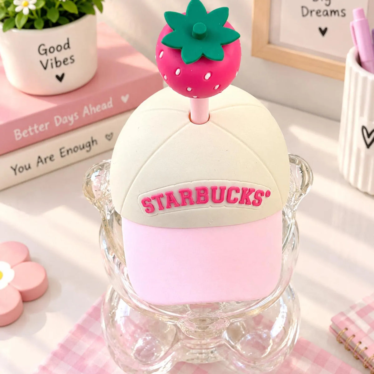 2026 New Starbucks Bearista Bear Cup Tumblers Strawberry Topper Baseball cap