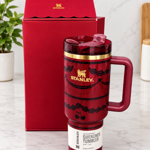 Stanley Quencher H2.0 FlowState 40oz Red Tumbler