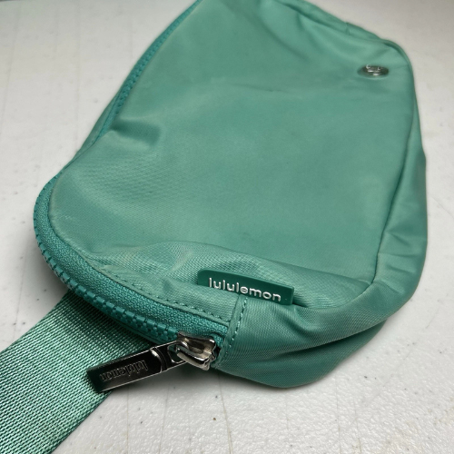 Lululemon Everywhere Belt Bag 1L Teal Green